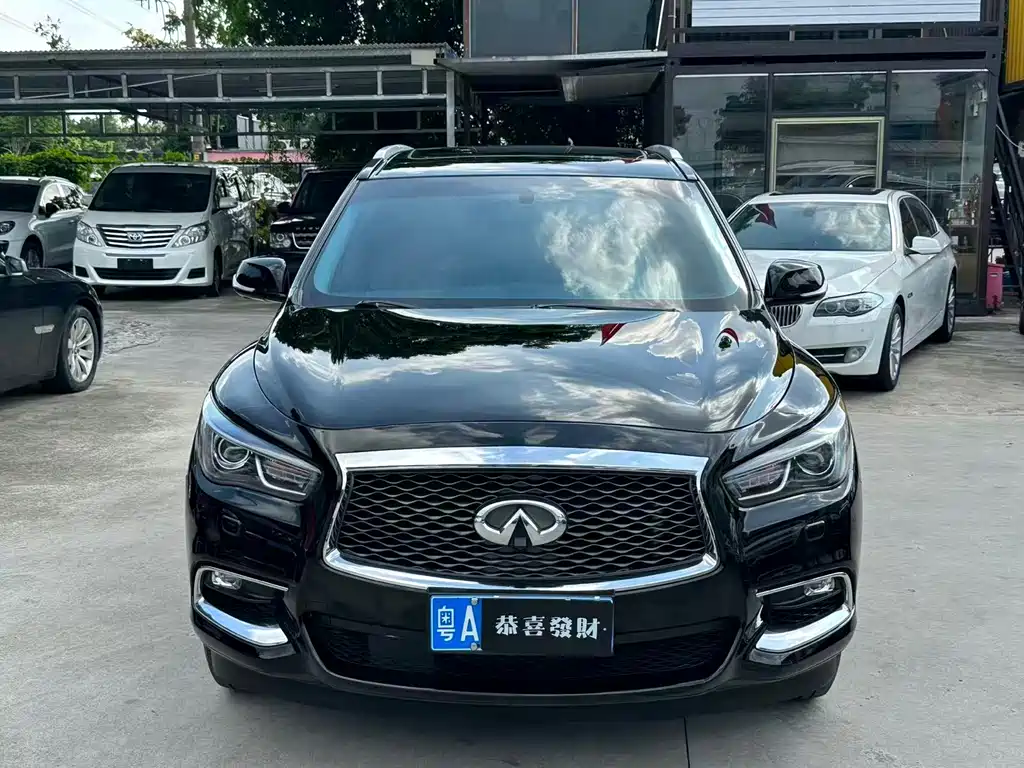 INFINITI QX60