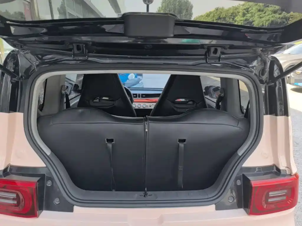 Wuling MINIEV — миниатюра 19