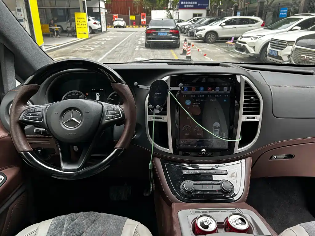 Mercedes-Benz — миниатюра 10