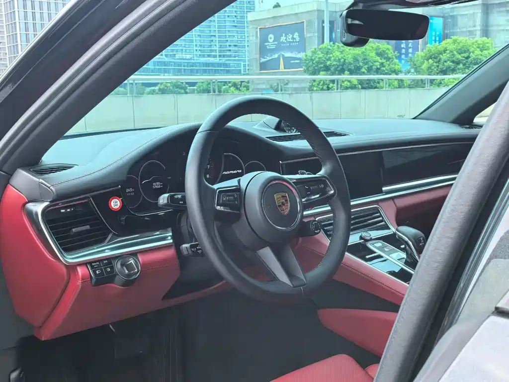 Porsche Panamera — миниатюра 4