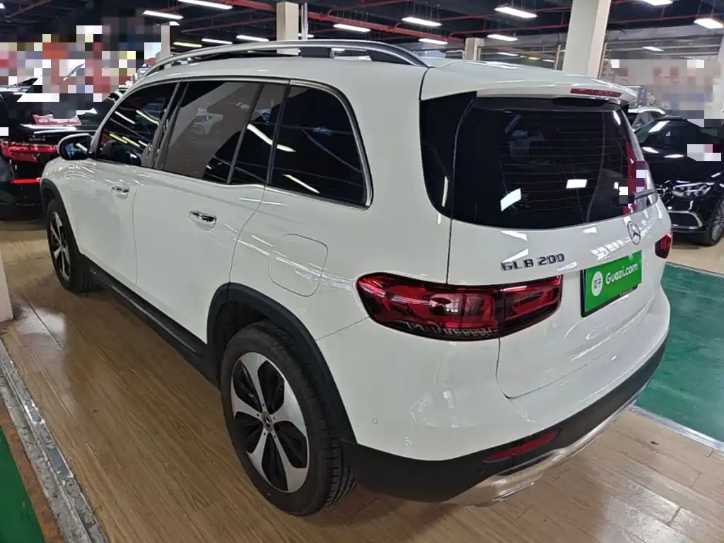 Mercedes-Benz GLB — миниатюра 5