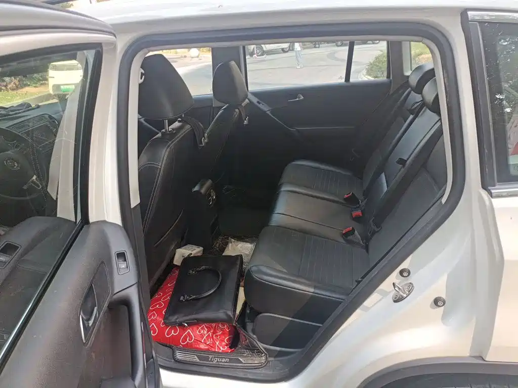 Volkswagen Tiguan — миниатюра 14