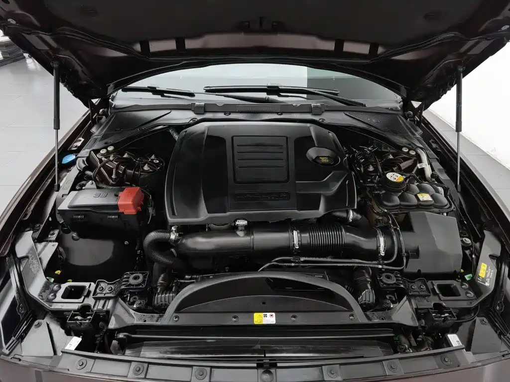 Jaguar XEL — миниатюра 6