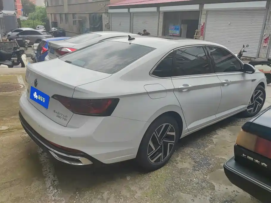 Volkswagen Sagitar — миниатюра 3