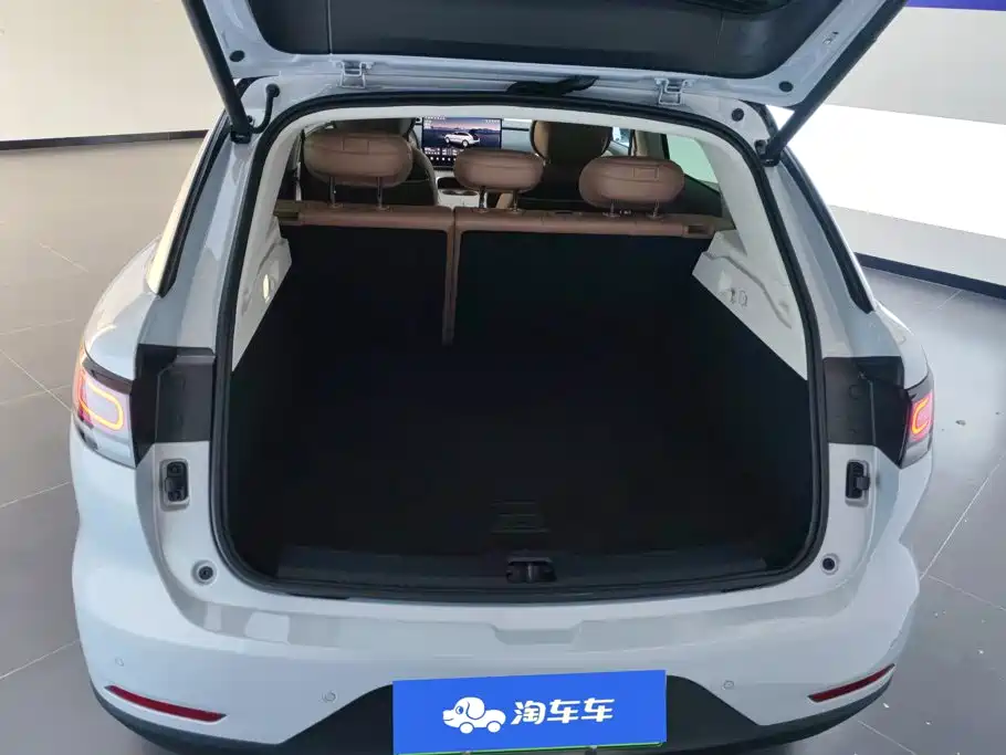 Leapmotor Leapmotor C11 — миниатюра 4
