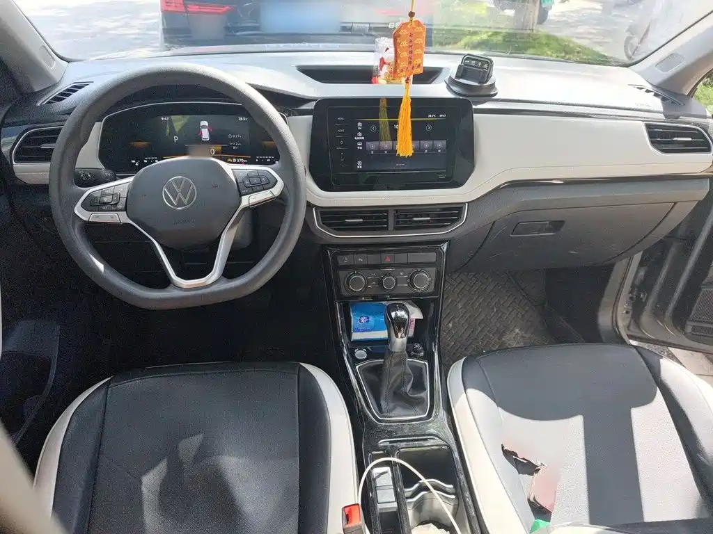 Volkswagen Tharu — миниатюра 10