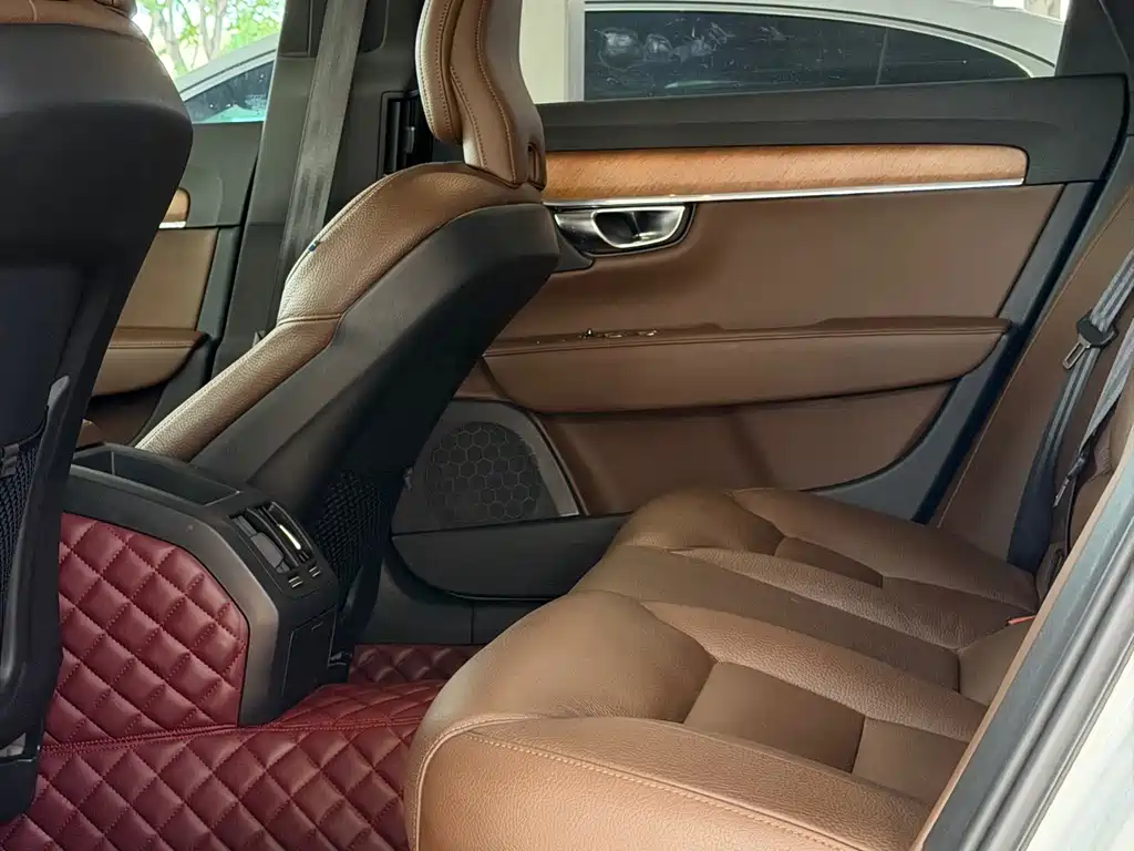 Volvo S90 2019 T5