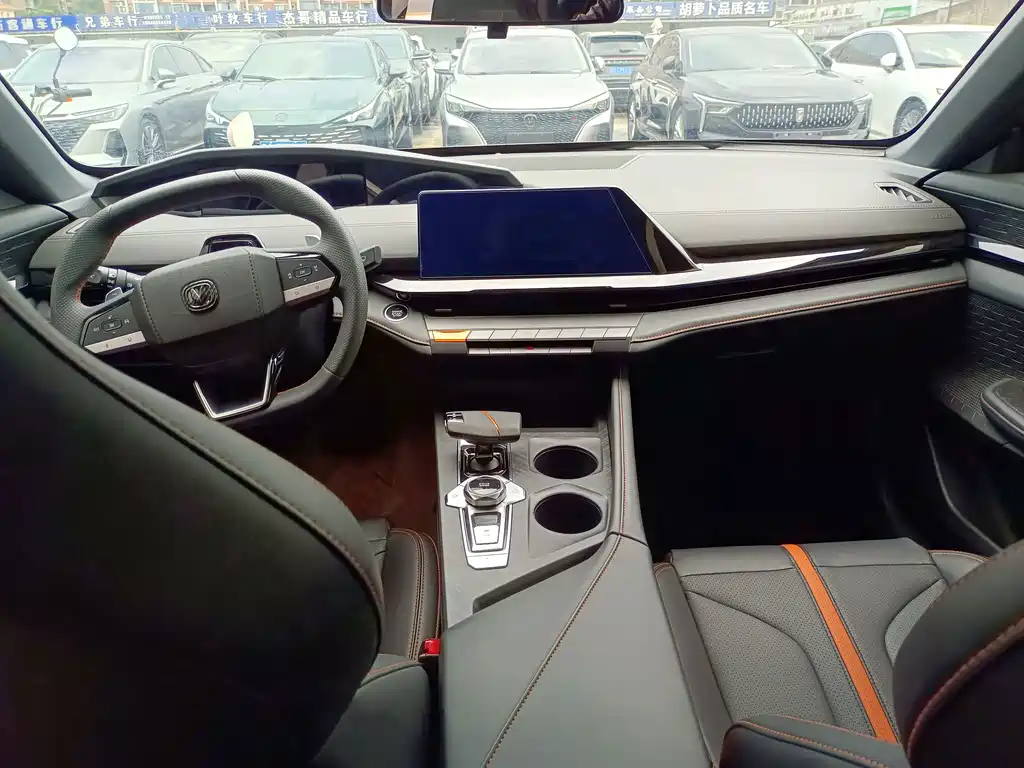 Changan UNI-V — миниатюра 7