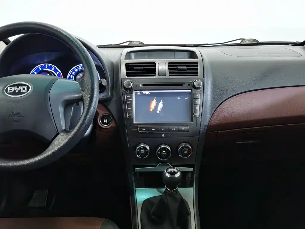 BYD L3 — миниатюра 12