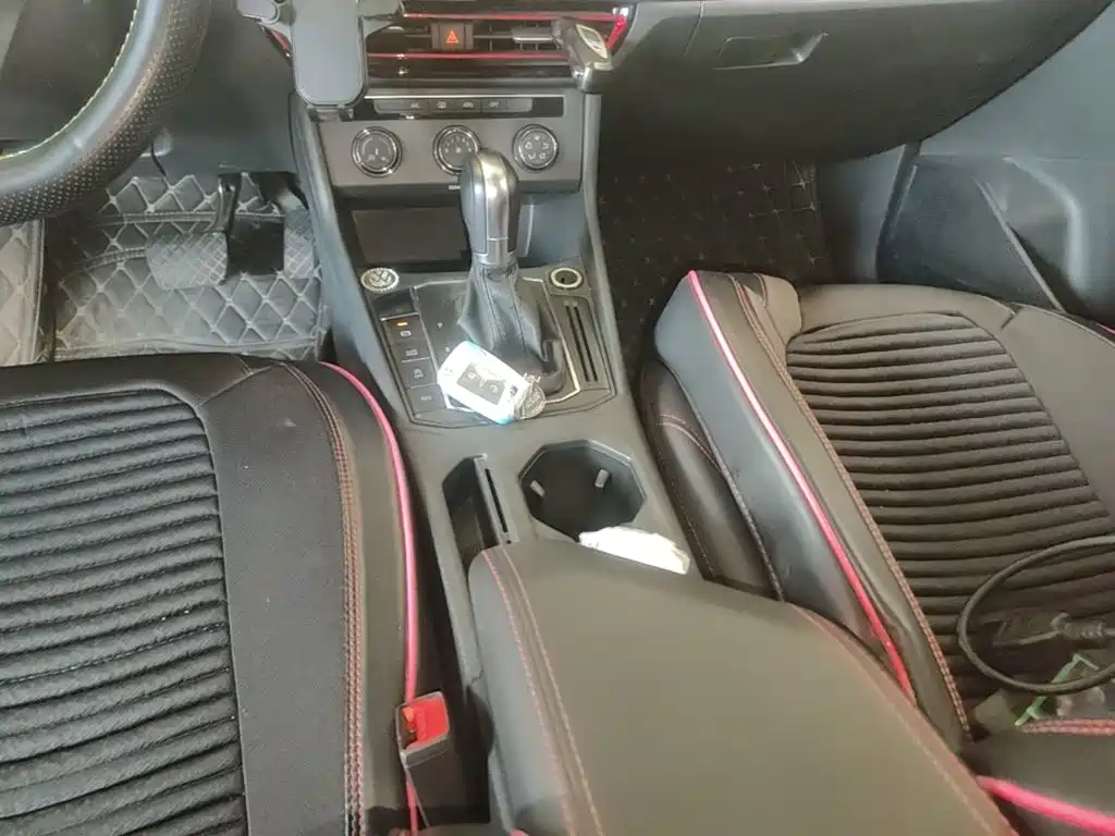 Volkswagen Lavida — миниатюра 14