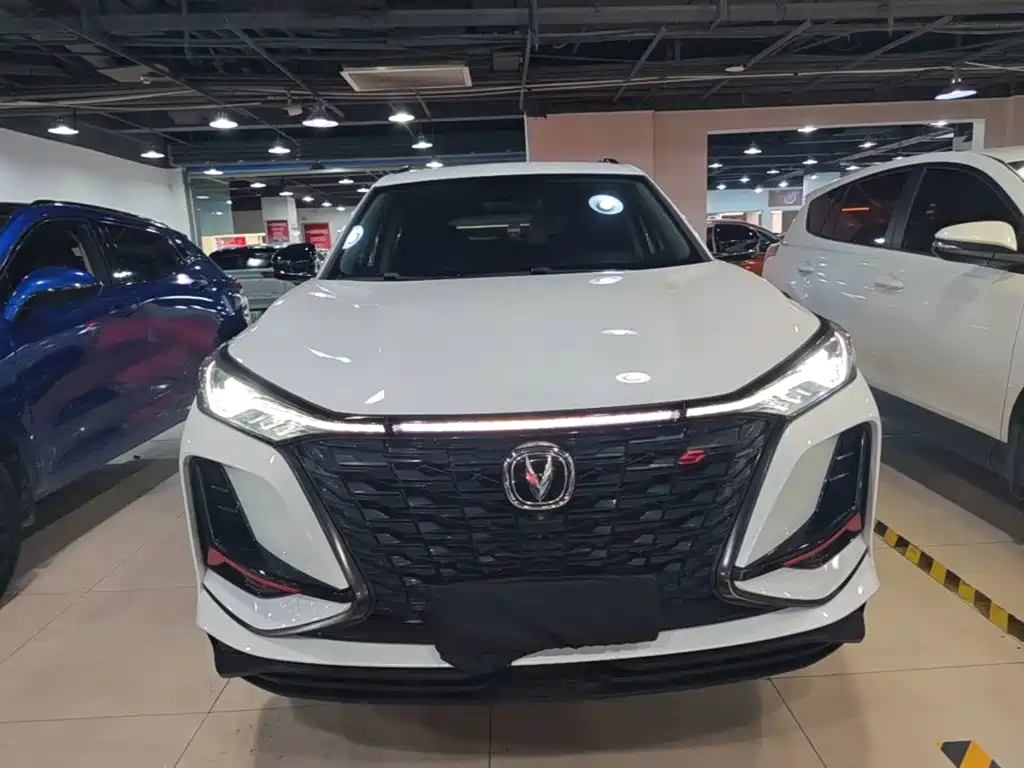 Changan Changan CS75PLUS — миниатюра 3
