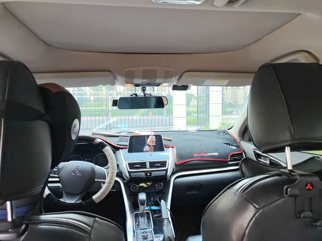 Mitsubishi Eclipse Cross — миниатюра 14