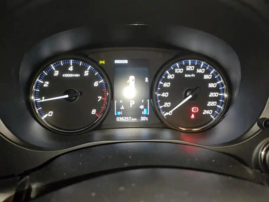Mitsubishi Outlander — миниатюра 14