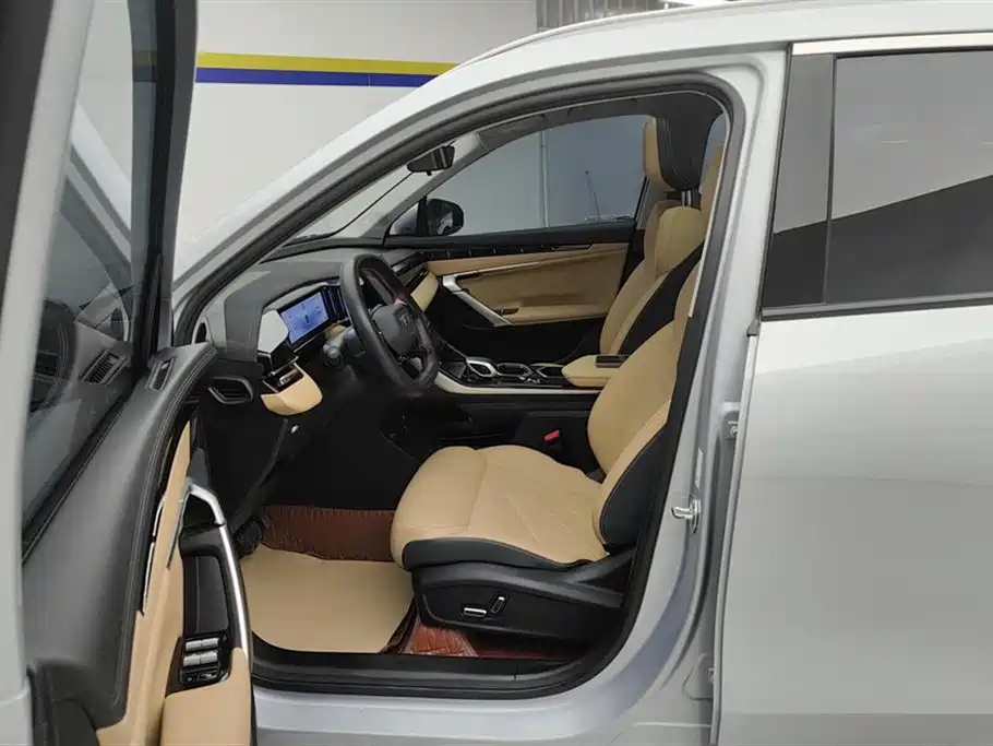 GEELY AUTOMOBILE BOYUE L