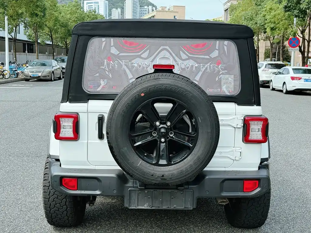 Jeep Wrangler — миниатюра 6