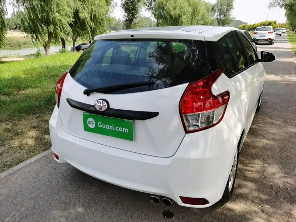 Toyota Yaris L — миниатюра 7