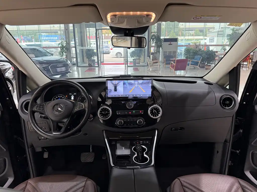 Mercedes-Benz Vito — миниатюра 10