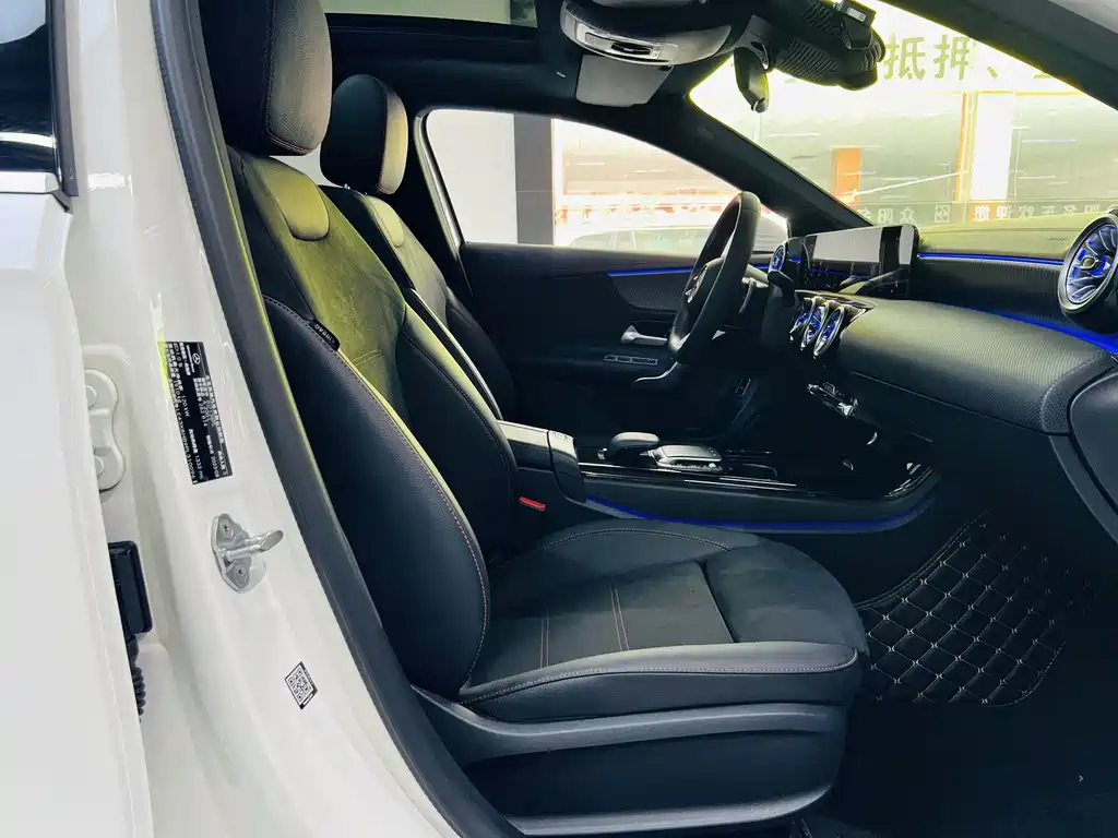 Mercedes-Benz A-Class — миниатюра 13