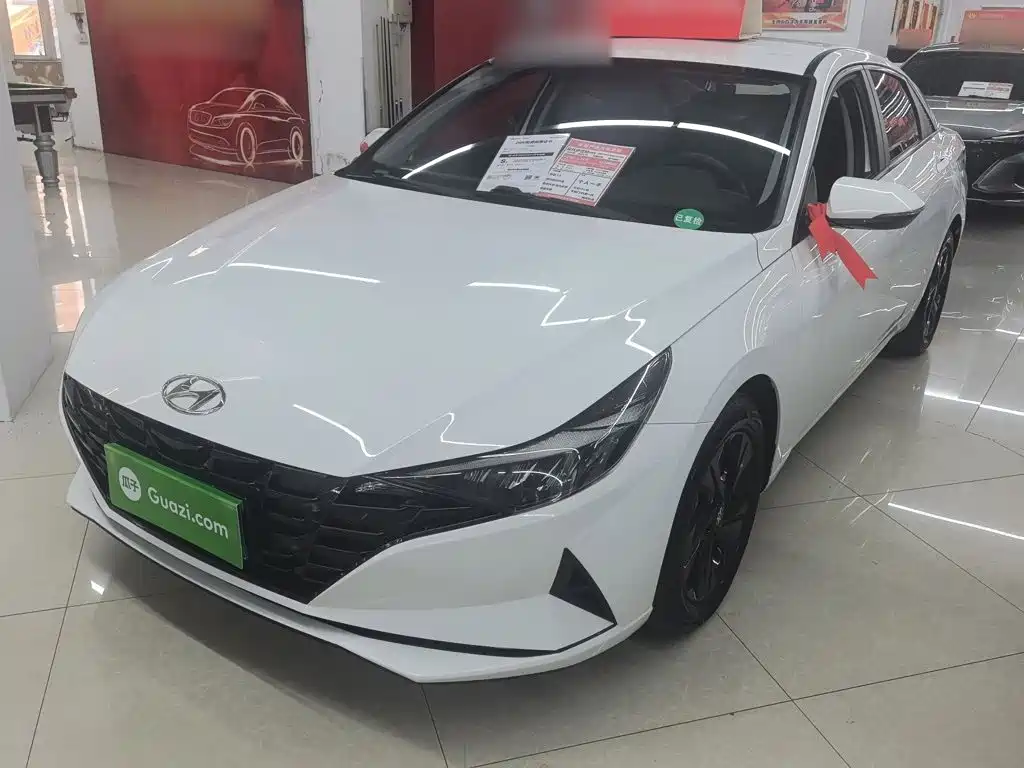Hyundai Elantra — миниатюра 2
