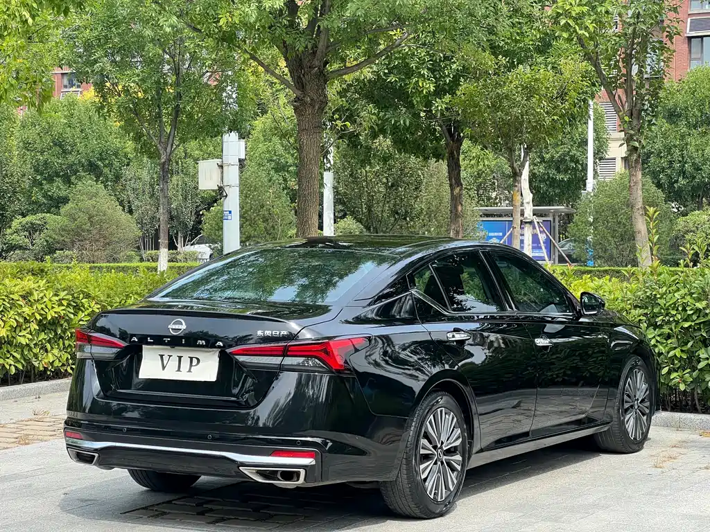 Nissan Teana — миниатюра 4