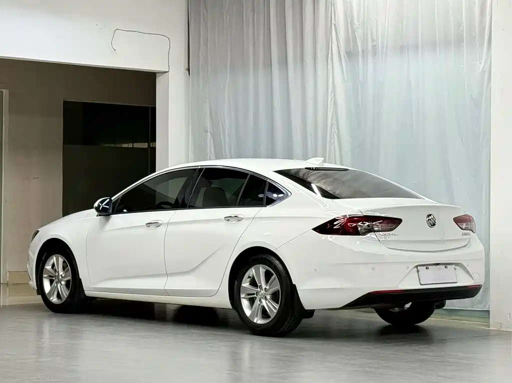 Buick Regal — миниатюра 2