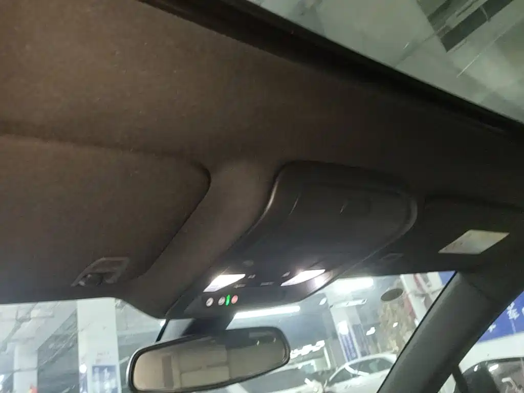 Cadillac XT5 — миниатюра 18