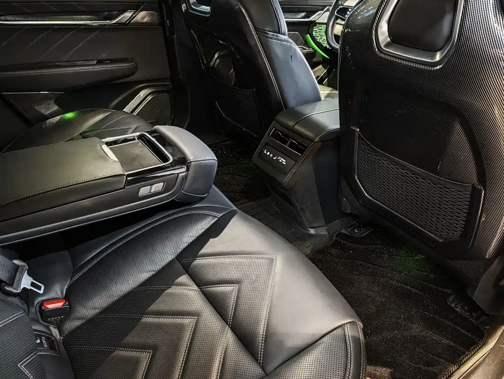 ZEEKR EXTREME KRYPTON 001