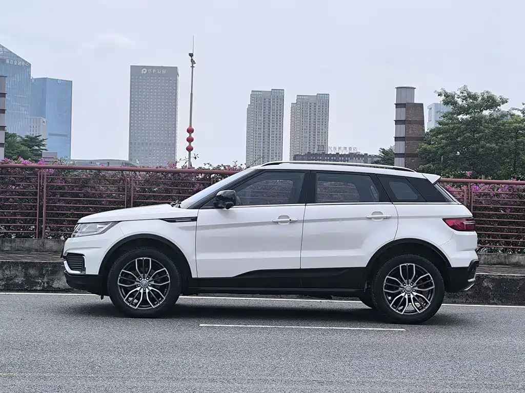 Landwind Landwind X7 — миниатюра 7