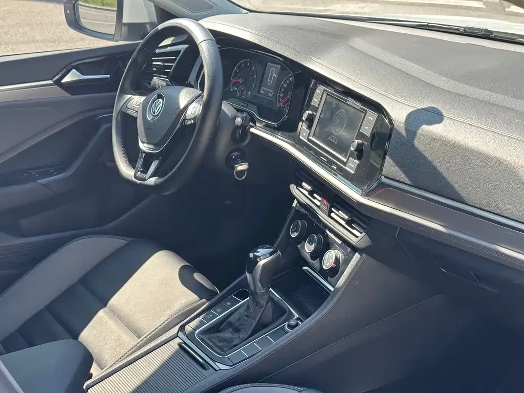 Volkswagen Sagitar — миниатюра 12