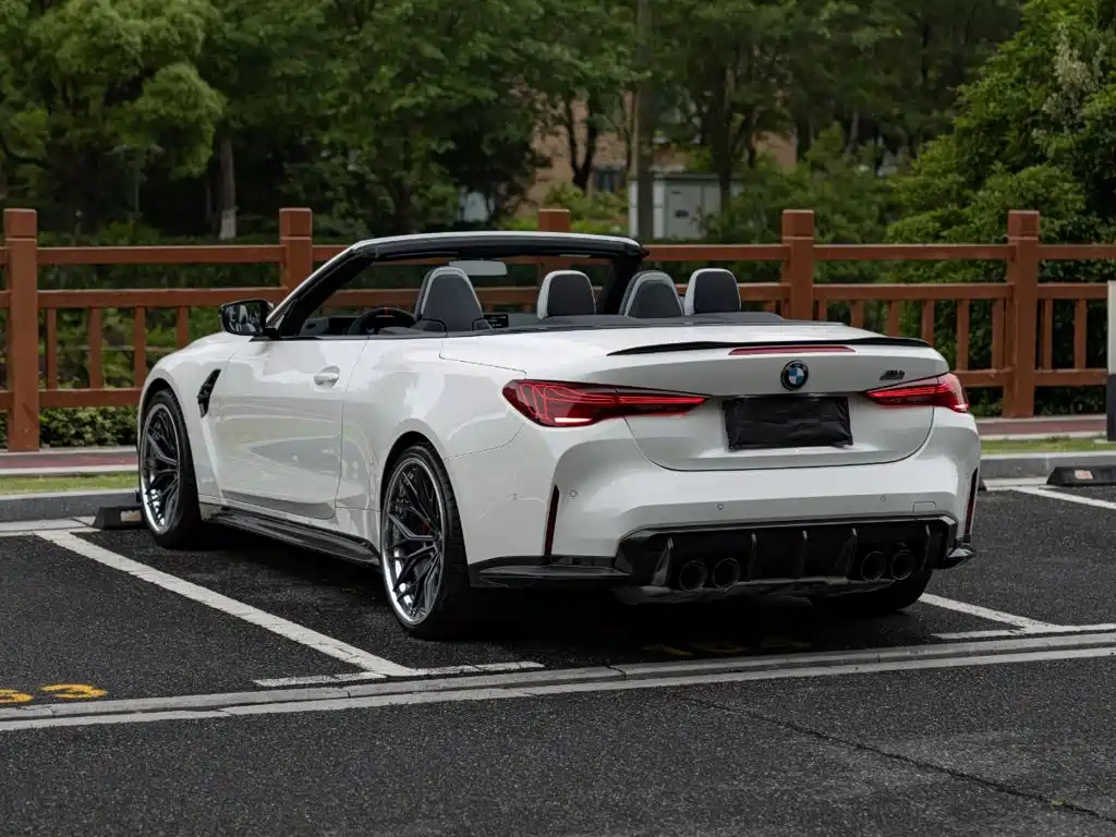 BMW M4 — миниатюра 6