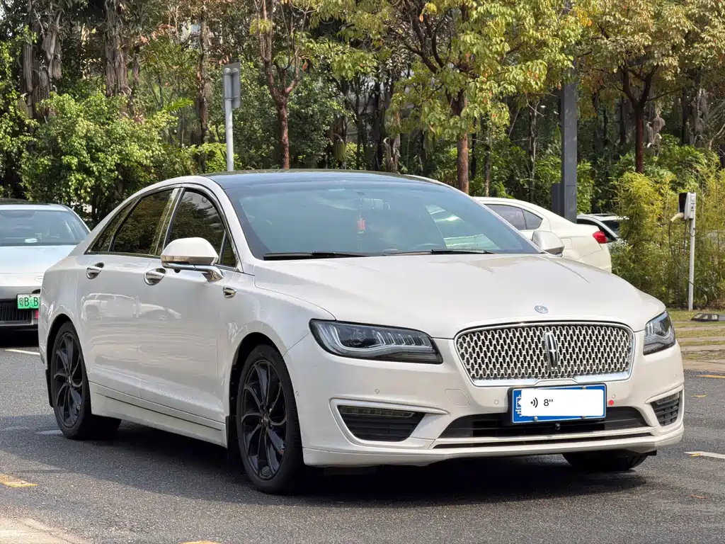 Lincoln MKZ 2020 2.0T MONO WHITE