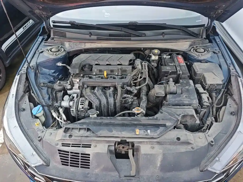 Hyundai Elantra — миниатюра 20