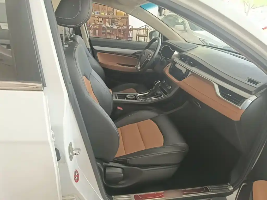 Geely Vision S1 — миниатюра 25