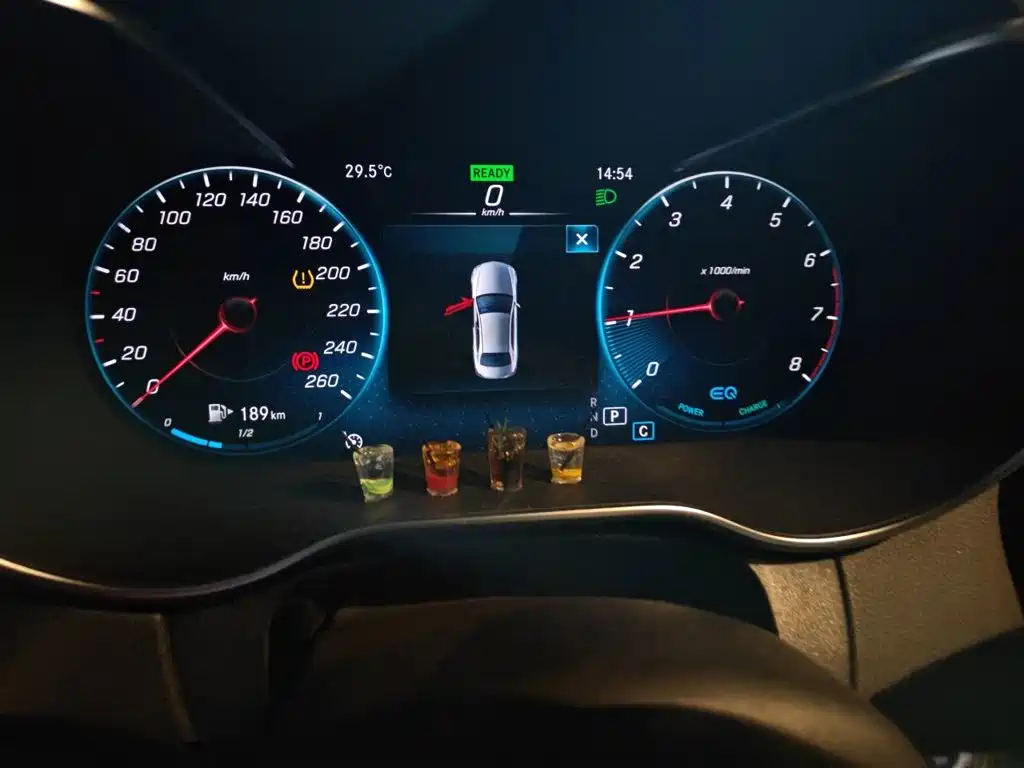 Mercedes-Benz C-Class — миниатюра 12