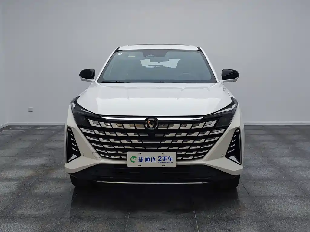 Changan UNI-Z New Energy — миниатюра 20