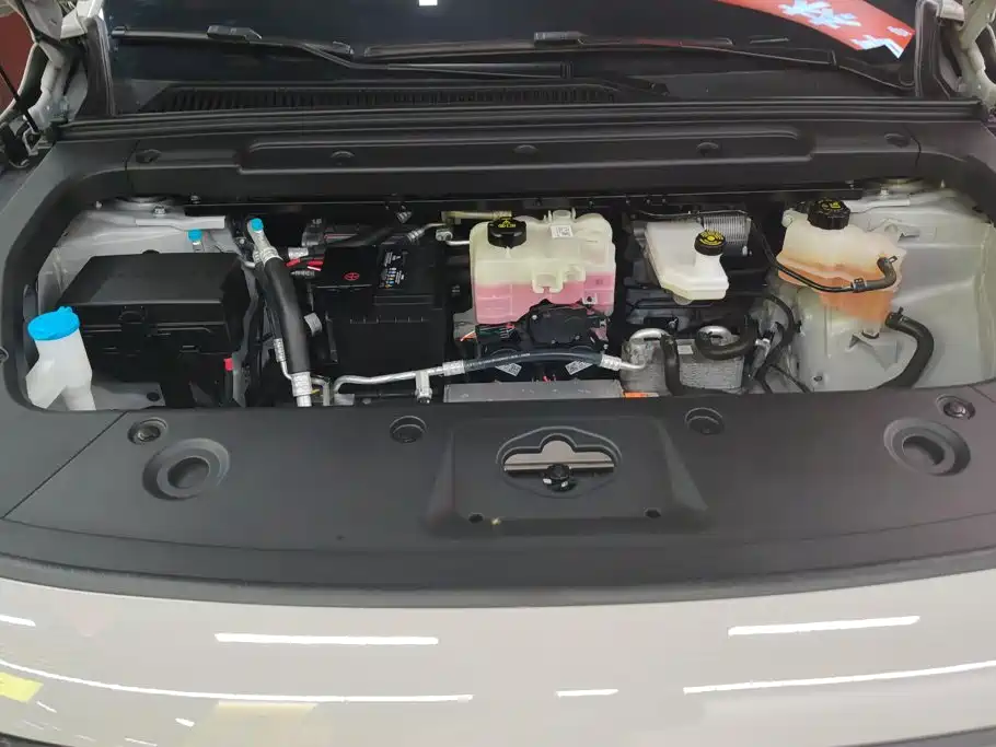 Leapmotor Leapmotor C10 — миниатюра 10