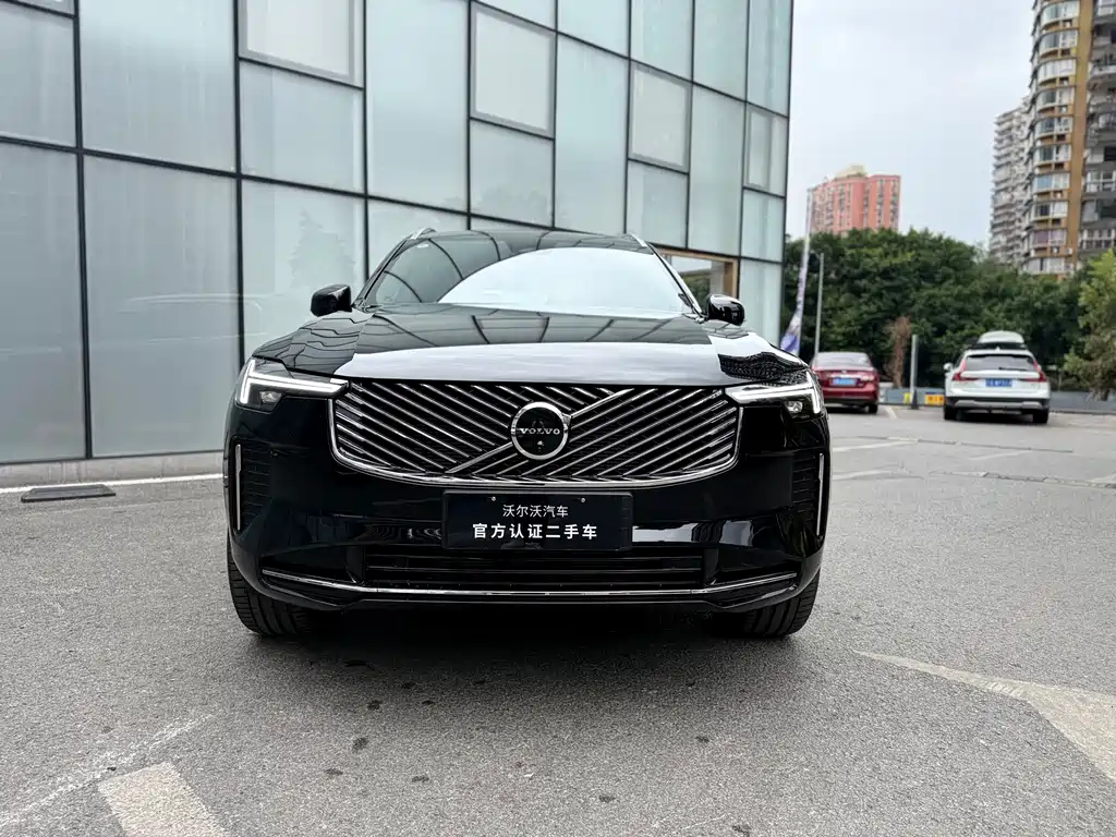 Volvo XC90 — миниатюра 2