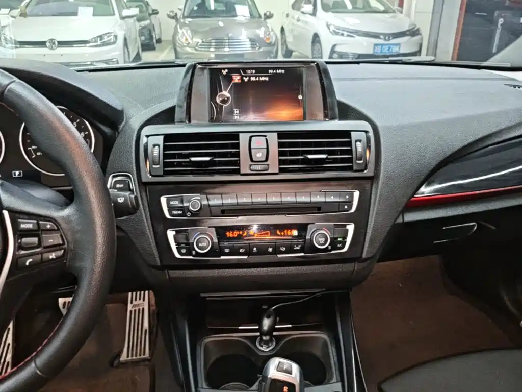 BMW 1 Series (Import) — миниатюра 13