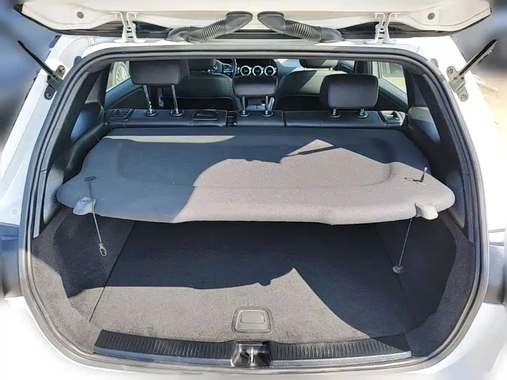 Mercedes-Benz B-Class — миниатюра 24