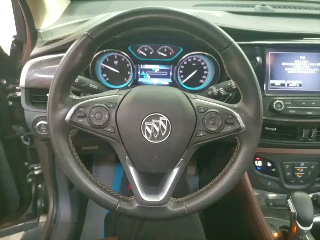 Buick Envision Plus — миниатюра 11