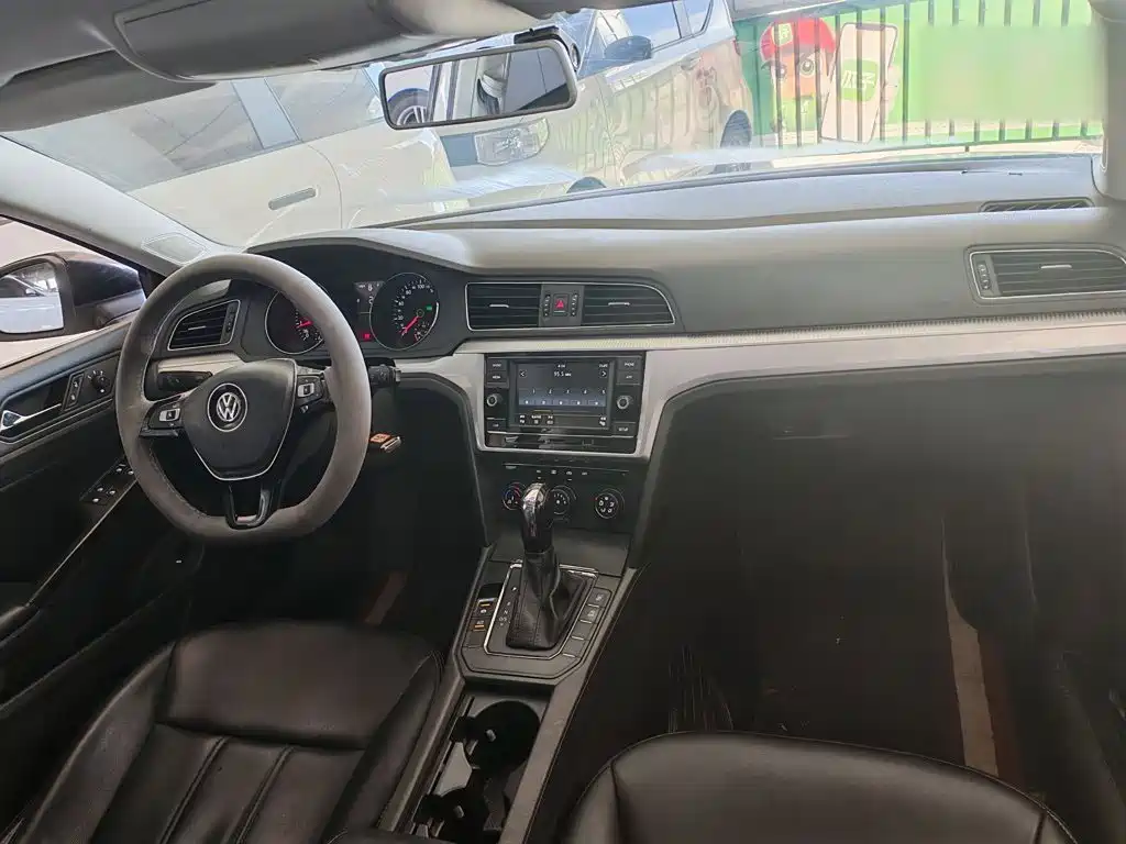 Volkswagen Lamando — миниатюра 13