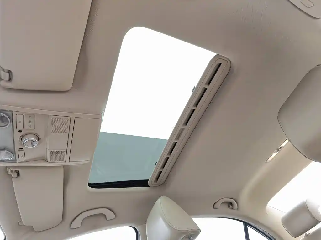 Volkswagen Sagitar — миниатюра 14