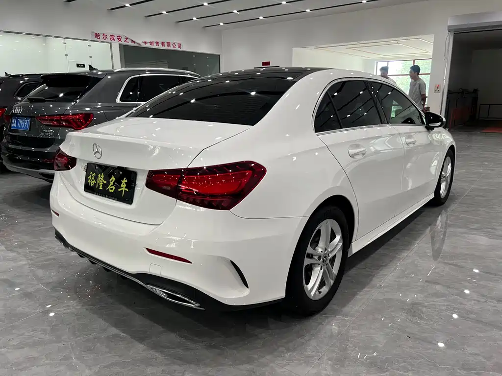 Mercedes-Benz A-Class A 2023 A 180 L