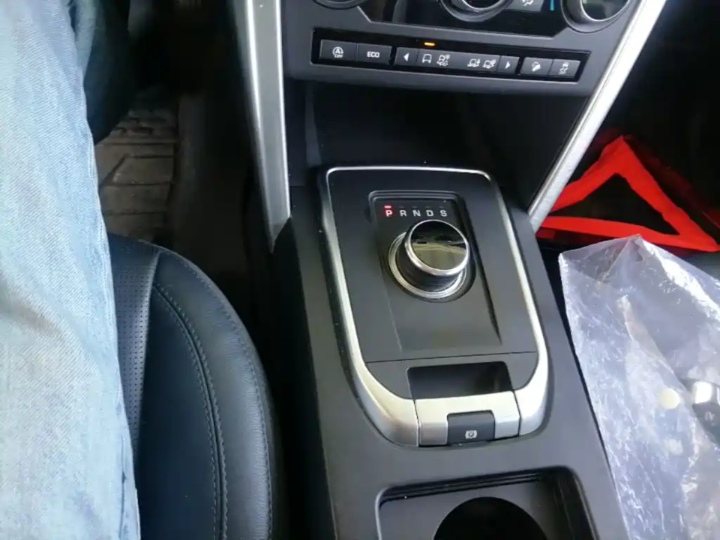 Land Rover Discovery Sport — миниатюра 19