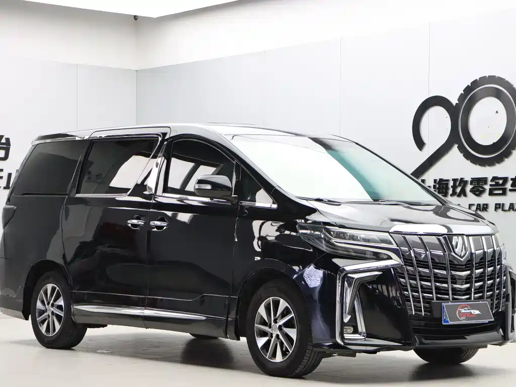 Toyota Alphard 2015