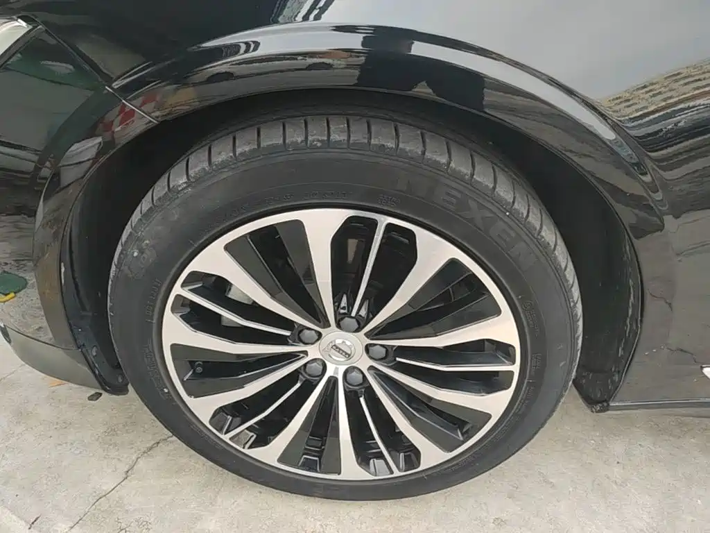 Volvo S90 — миниатюра 23