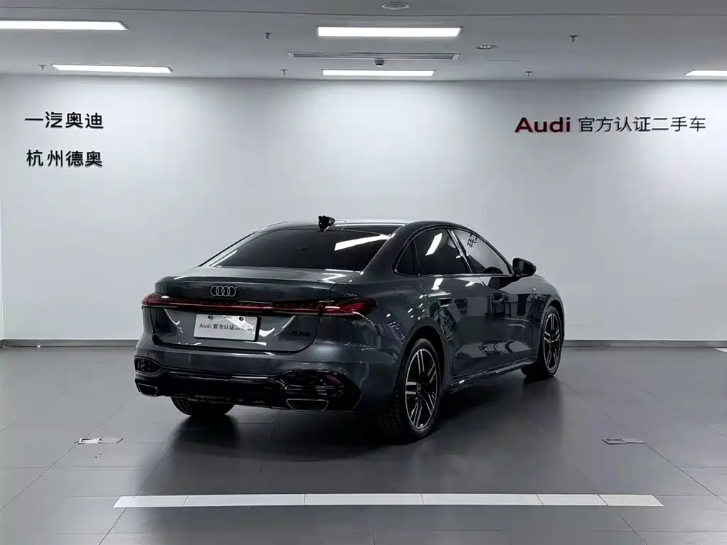 Audi Audi A5L — миниатюра 4