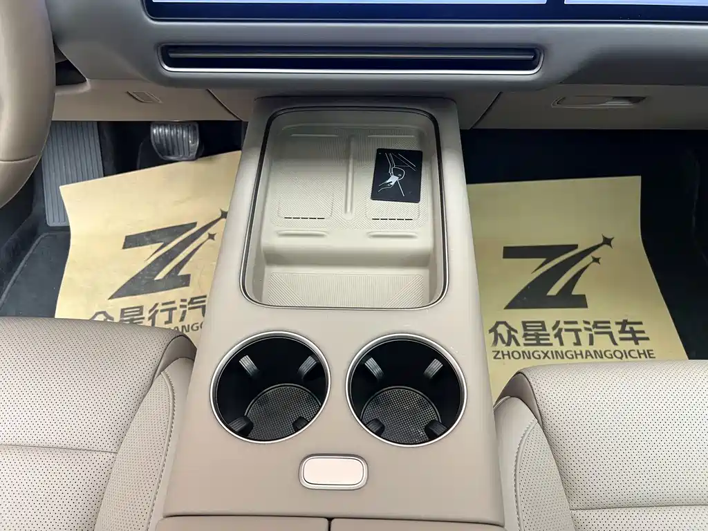 Li Auto Li i8 — миниатюра 8