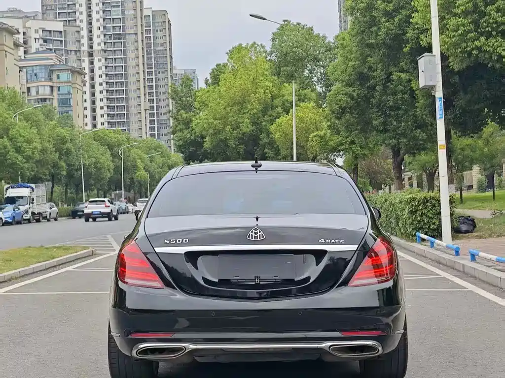 Mercedes-Benz S-Class — миниатюра 13