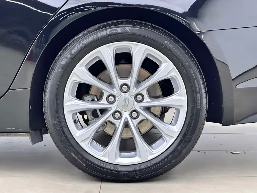 Cadillac CT5 — миниатюра 13